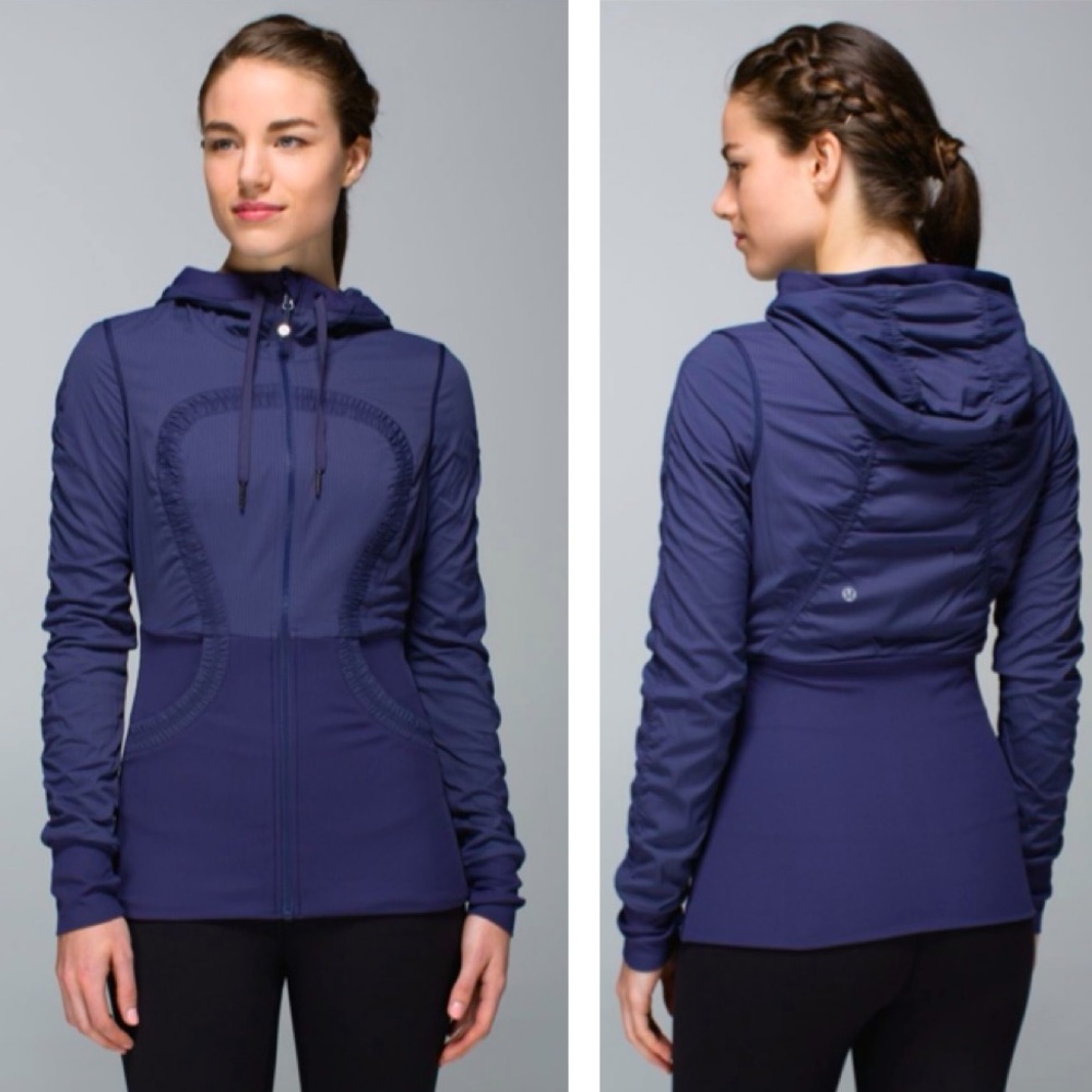 Lululemon Dance Studio Jacket III Hoodie Zip Pockets 
Stretch Lightweight Fitted